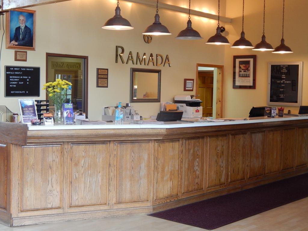 Ramada Branson Hotel And Resort Екстериор снимка