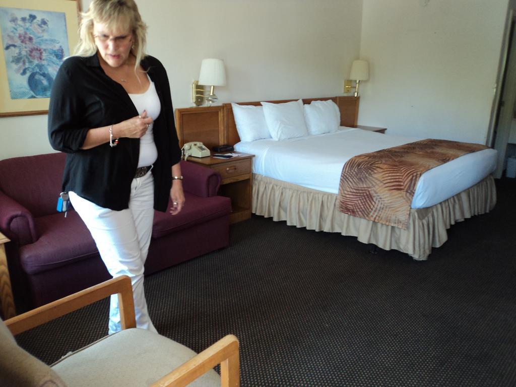 Ramada Branson Hotel And Resort Стая снимка