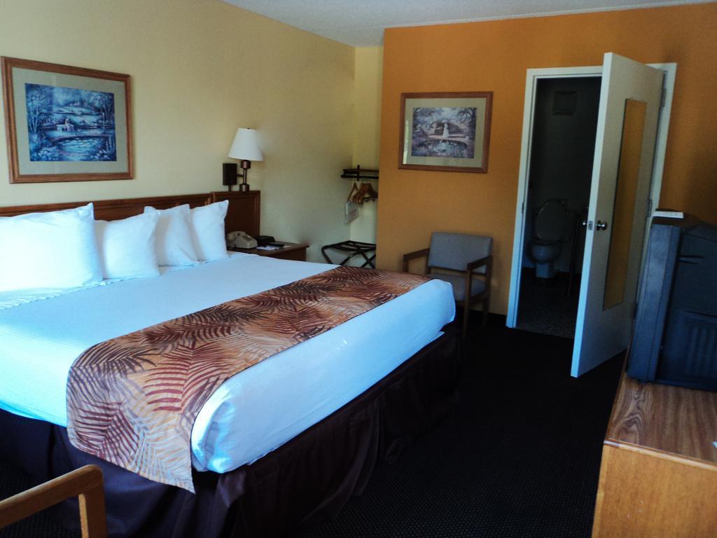 Ramada Branson Hotel And Resort Стая снимка