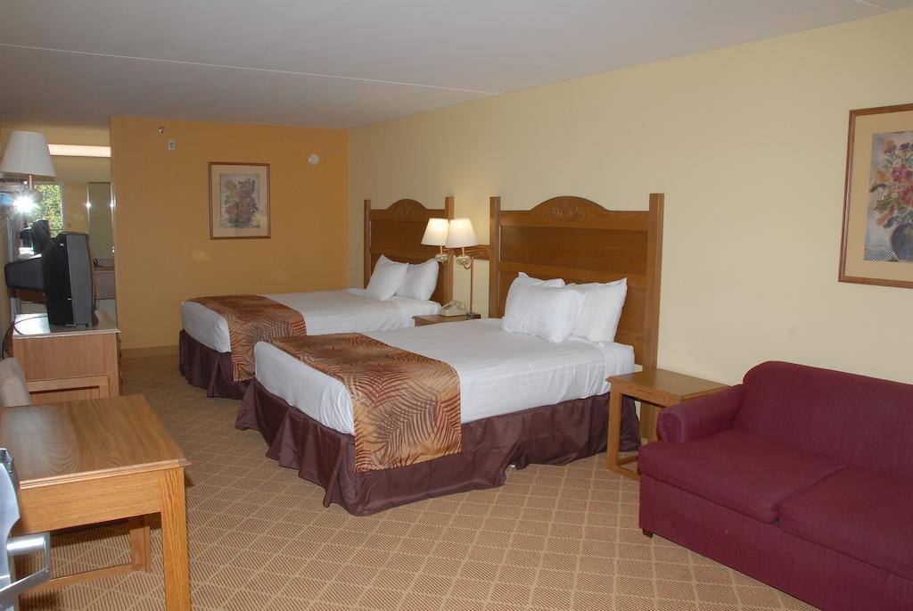 Ramada Branson Hotel And Resort Стая снимка