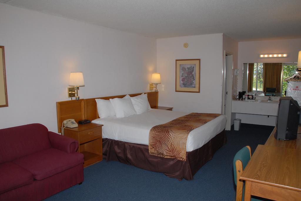 Ramada Branson Hotel And Resort Стая снимка